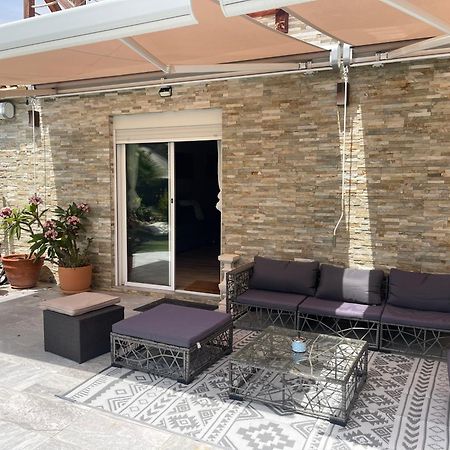 Suite Privada Frente A La Piscina Para 2 Personas Con Sofa Cama Para 2 Mas 4P No Es Casa Completa San Vicente Raspeig Dış mekan fotoğraf