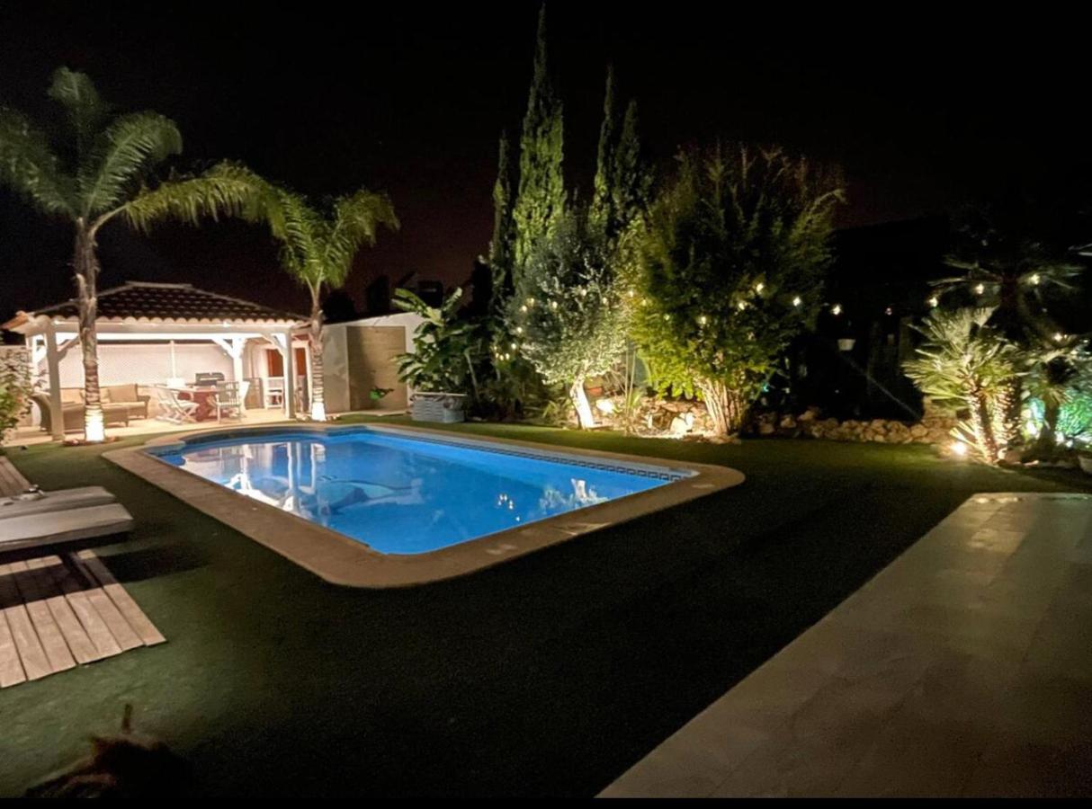 Suite Privada Frente A La Piscina Para 2 Personas Con Sofa Cama Para 2 Mas 4P No Es Casa Completa San Vicente Raspeig Dış mekan fotoğraf